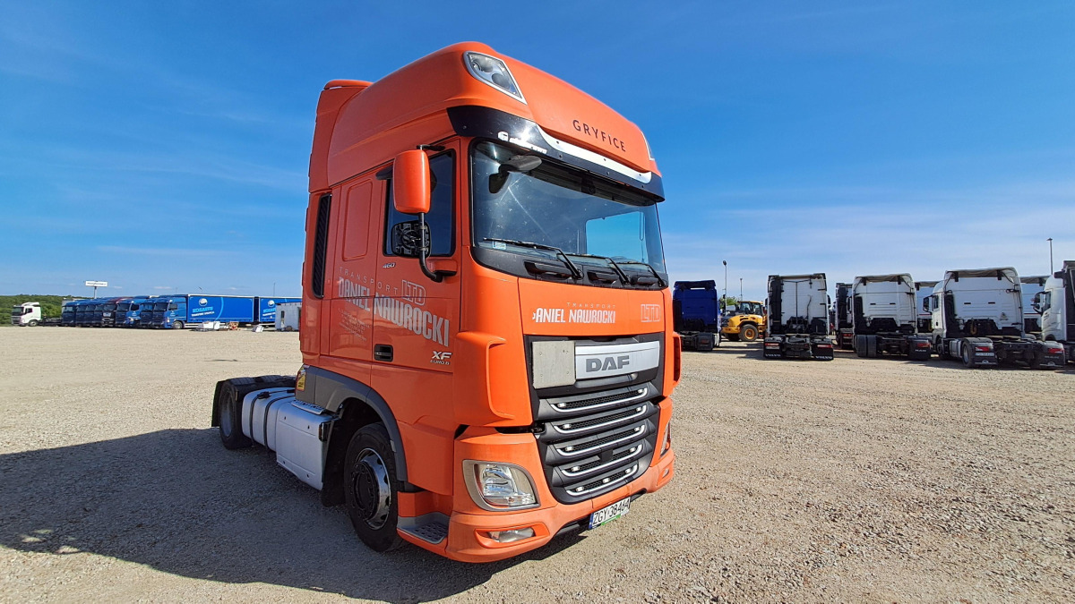DAF XF 460 FT CIĄGNIK SIODŁOWY - Tahač: obrázek 1 DAF XF 460 FT CIĄGNIK SIODŁOWY - Tahač: obrázek 1