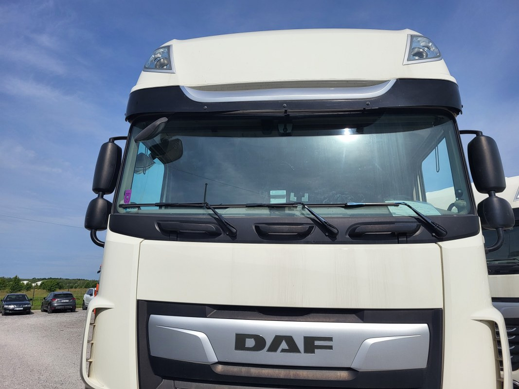 DAF XF 480 FT CIĄGNIK SIODŁOWY - Tahač: obrázek 4 DAF XF 480 FT CIĄGNIK SIODŁOWY - Tahač: obrázek 4