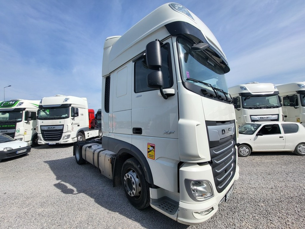 DAF XF 480 FT CIĄGNIK SIODŁOWY - Tahač: obrázek 1 DAF XF 480 FT CIĄGNIK SIODŁOWY - Tahač: obrázek 1