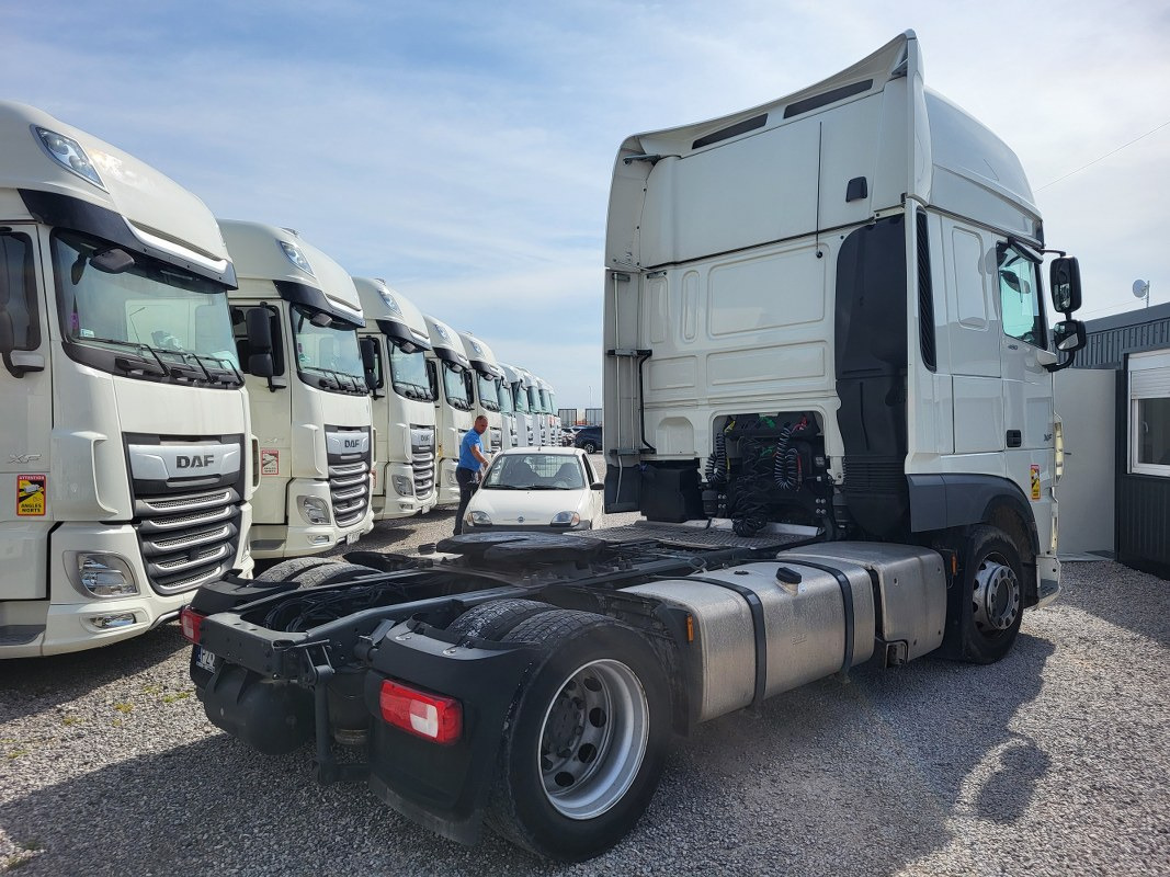 DAF XF 480 FT CIĄGNIK SIODŁOWY - Tahač: obrázek 5 DAF XF 480 FT CIĄGNIK SIODŁOWY - Tahač: obrázek 5