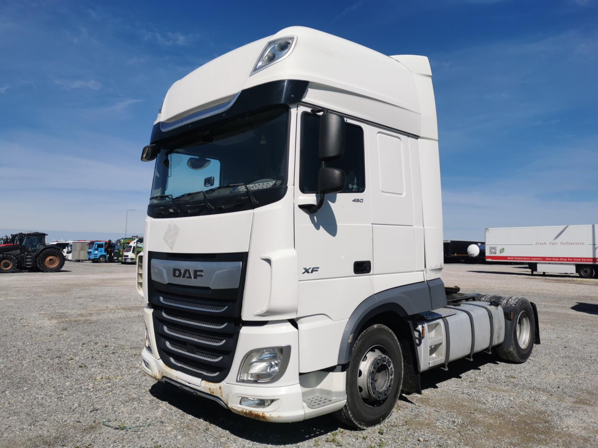 DAF XF 480 FT EURO 6 12902C 4X2 SUPER SPACE CAB CIĄGNIK SIODŁOWY - Tahač: obrázek 3 DAF XF 480 FT EURO 6 12902C 4X2 SUPER SPACE CAB CIĄGNIK SIODŁOWY - Tahač: obrázek 3