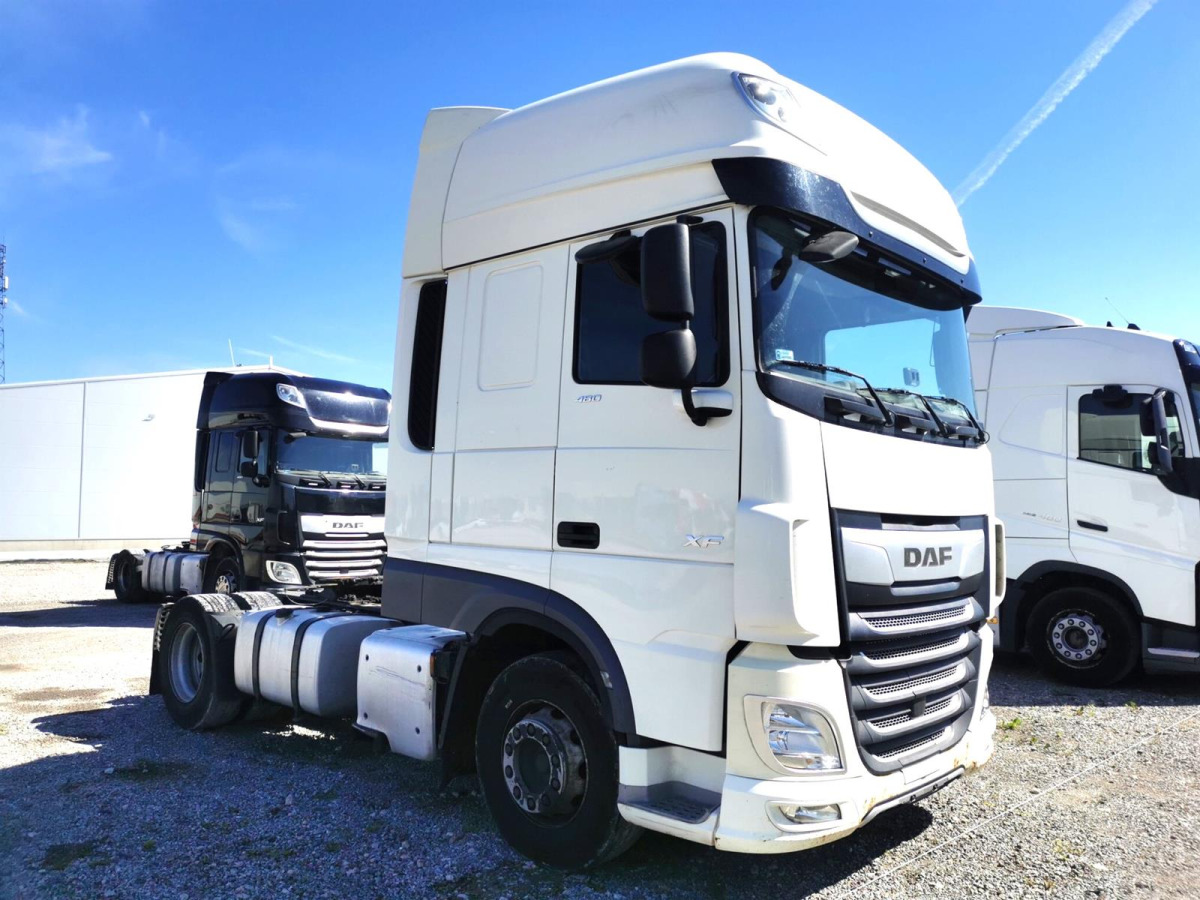 DAF XF 480 FT EURO 6 12902C 4X2 SUPER SPACE CAB CIĄGNIK SIODŁOWY - Tahač: obrázek 1 DAF XF 480 FT EURO 6 12902C 4X2 SUPER SPACE CAB CIĄGNIK SIODŁOWY - Tahač: obrázek 1