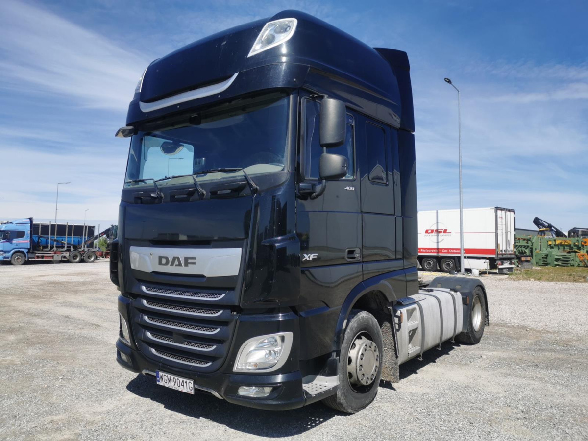 DAF XF 480 FT SUPER SPACE CAB CIĄGNIK SIODŁOWY - Tahač: obrázek 2 DAF XF 480 FT SUPER SPACE CAB CIĄGNIK SIODŁOWY - Tahač: obrázek 2
