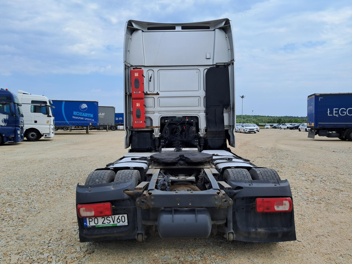 DAF XF 510 CIĄGNIK SIODŁOWY - Tahač: obrázek 4 DAF XF 510 CIĄGNIK SIODŁOWY - Tahač: obrázek 4