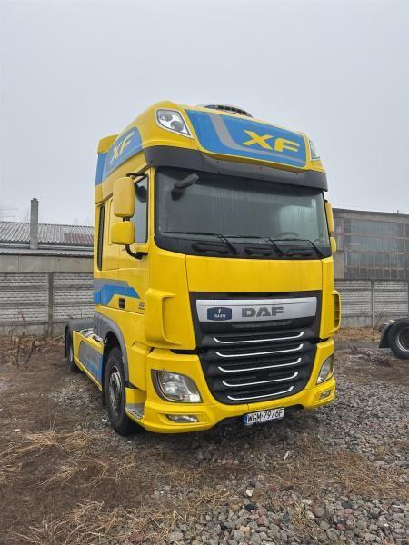 DAF XF CIĄGNIK SIODŁOWY - Tahač: obrázek 1 DAF XF CIĄGNIK SIODŁOWY - Tahač: obrázek 1