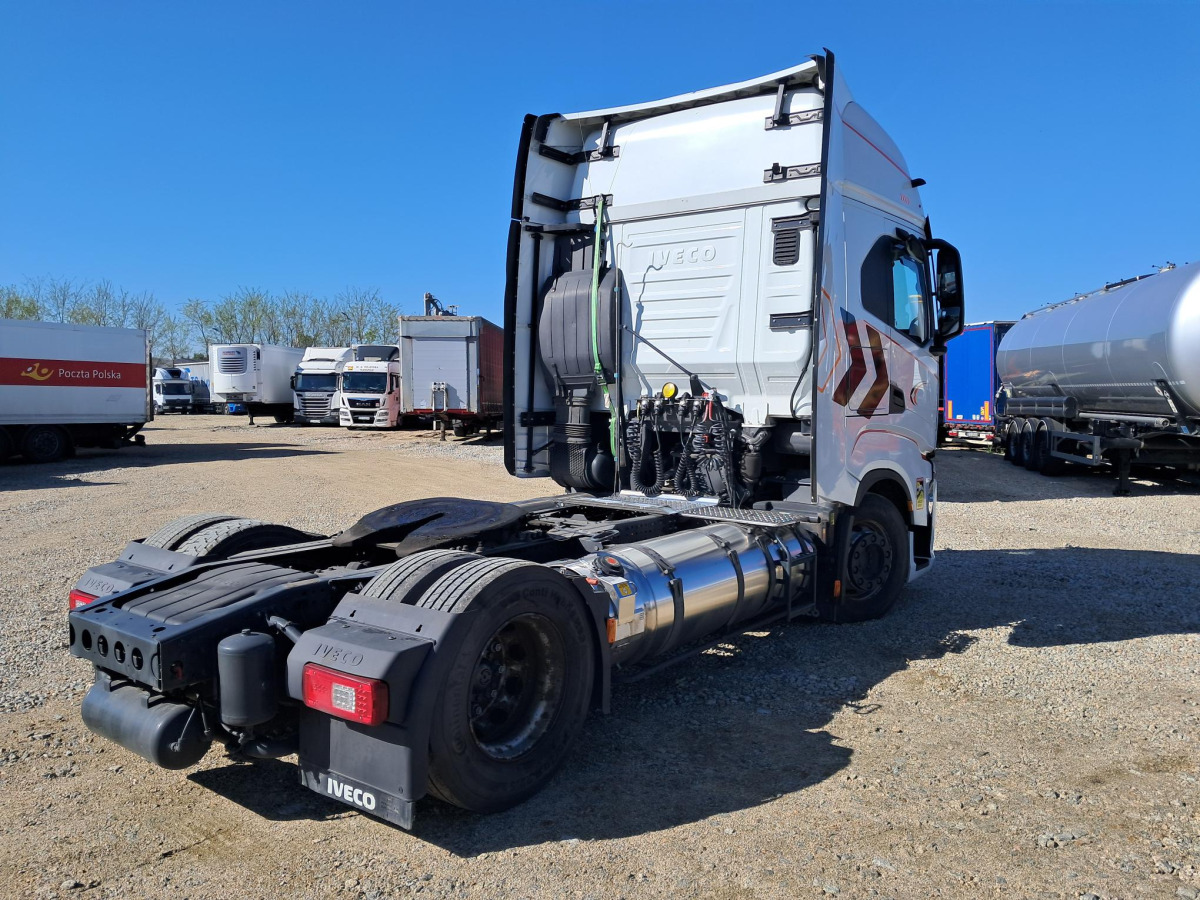IVECO AS440ST/FP LT LNG CIĄGNIK SIODŁOWY - Tahač: obrázek 5 IVECO AS440ST/FP LT LNG CIĄGNIK SIODŁOWY - Tahač: obrázek 5