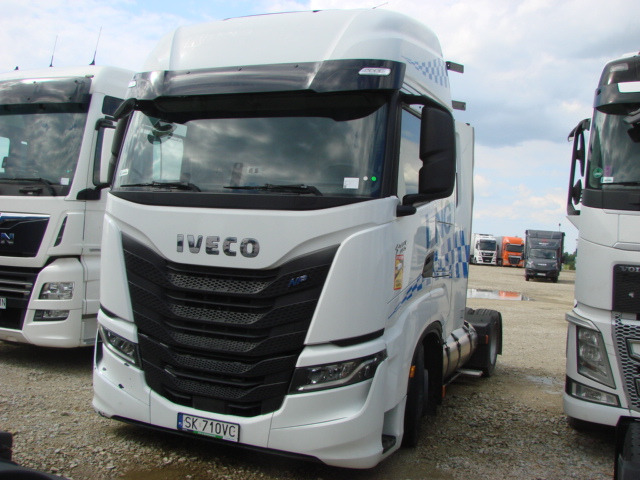 IVECO AS440ST/FP LT LNG CIĄGNIK SIODŁOWY - Tahač: obrázek 3 IVECO AS440ST/FP LT LNG CIĄGNIK SIODŁOWY - Tahač: obrázek 3
