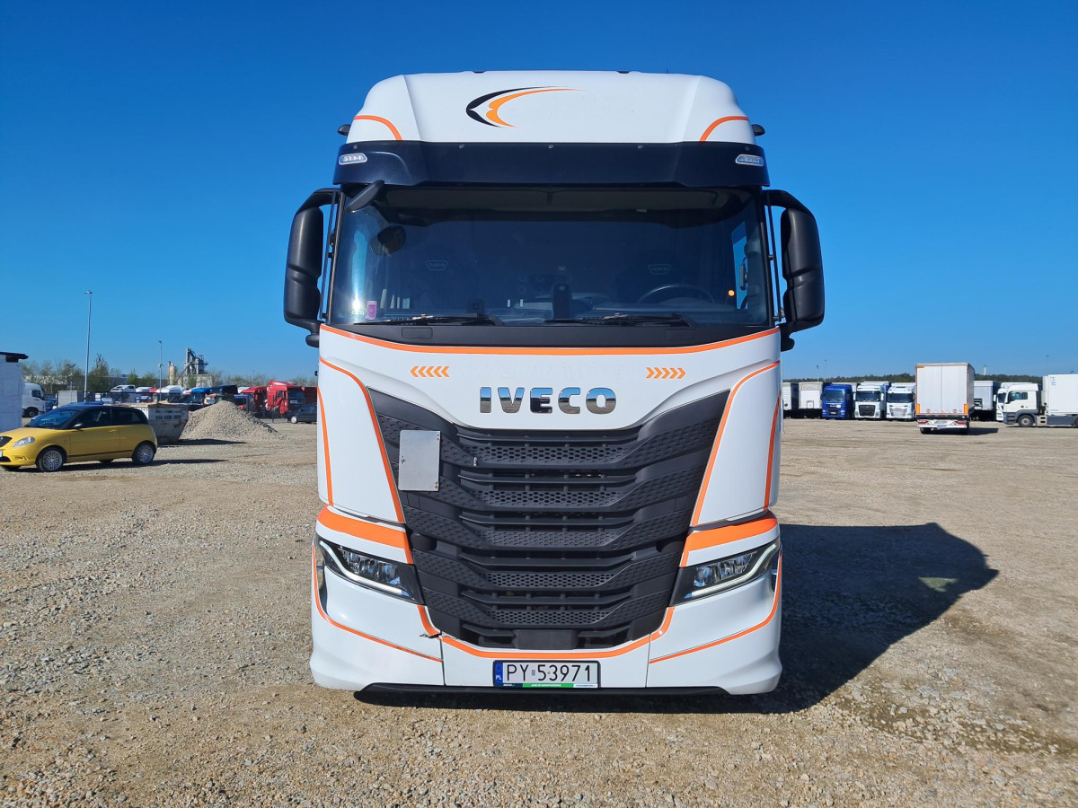IVECO AS440ST/FP LT LNG CIĄGNIK SIODŁOWY - Tahač: obrázek 2 IVECO AS440ST/FP LT LNG CIĄGNIK SIODŁOWY - Tahač: obrázek 2