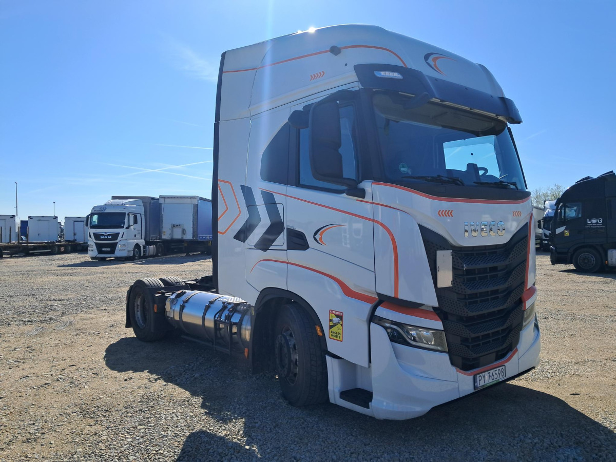 IVECO AS440ST/FP LT LNG CIĄGNIK SIODŁOWY - Tahač: obrázek 1 IVECO AS440ST/FP LT LNG CIĄGNIK SIODŁOWY - Tahač: obrázek 1