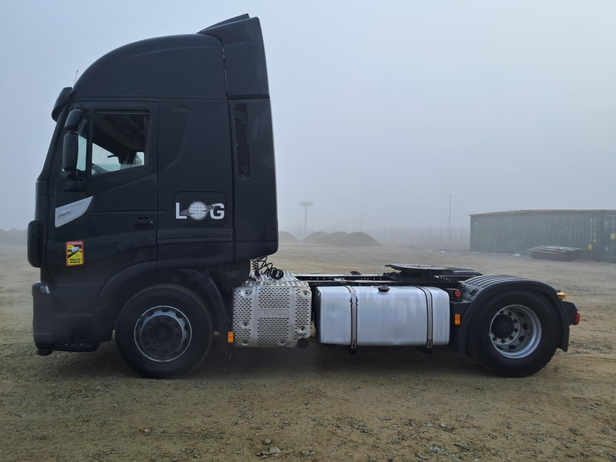 IVECO AS440T/P CIĄGNIK SIODŁOWY - Tahač: obrázek 5 IVECO AS440T/P CIĄGNIK SIODŁOWY - Tahač: obrázek 5