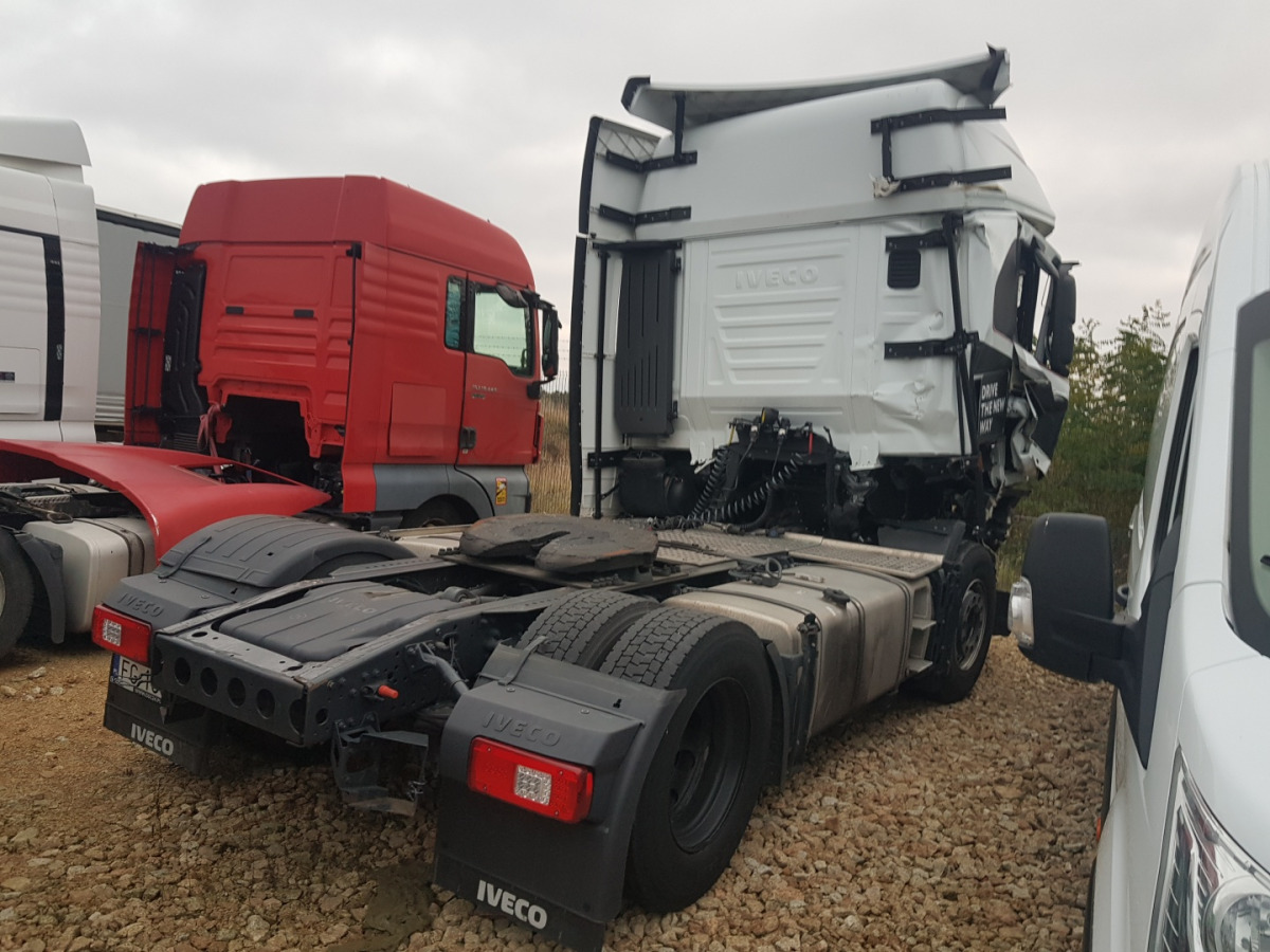 IVECO S-WAY CIĄGNIK SIODŁOWY - Tahač: obrázek 4 IVECO S-WAY CIĄGNIK SIODŁOWY - Tahač: obrázek 4