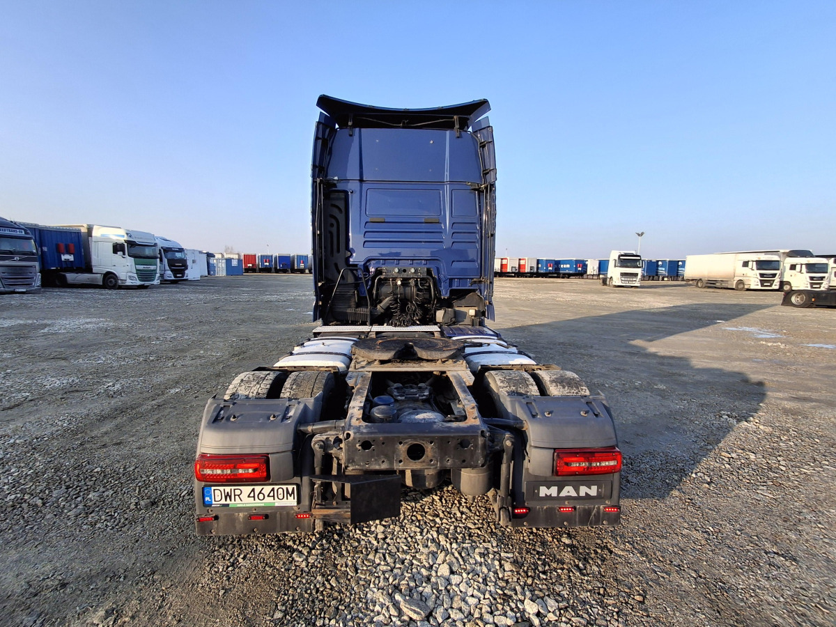 MAN TGX 18.500 CIĄGNIK SIODŁOWY - Tahač: obrázek 4 MAN TGX 18.500 CIĄGNIK SIODŁOWY - Tahač: obrázek 4