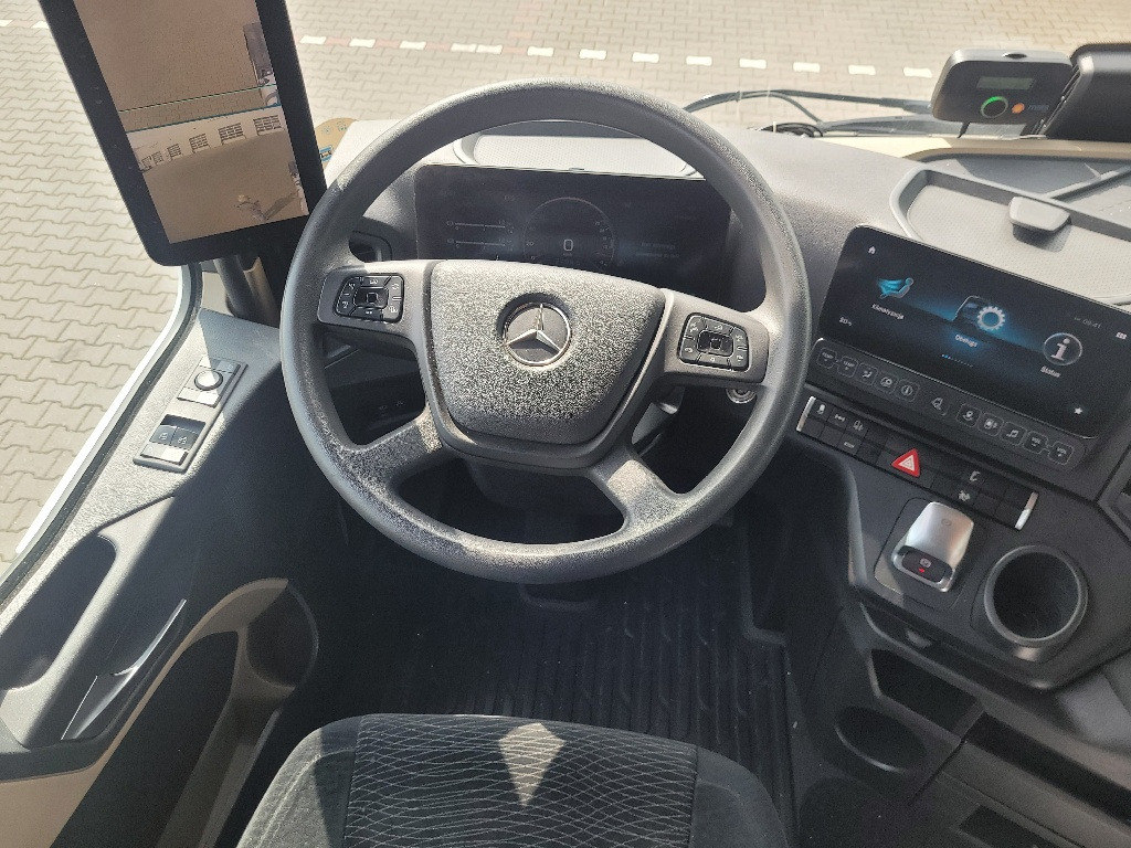 MERCEDES BENZ ACTROS CIĄGNIK SIODŁOWY - Tahač: obrázek 5 MERCEDES BENZ ACTROS CIĄGNIK SIODŁOWY - Tahač: obrázek 5