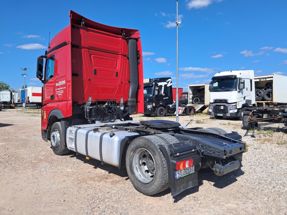 MERCEDES BENZ ACTROS CIĄGNIK SIODŁOWY - Tahač: obrázek 5 MERCEDES BENZ ACTROS CIĄGNIK SIODŁOWY - Tahač: obrázek 5