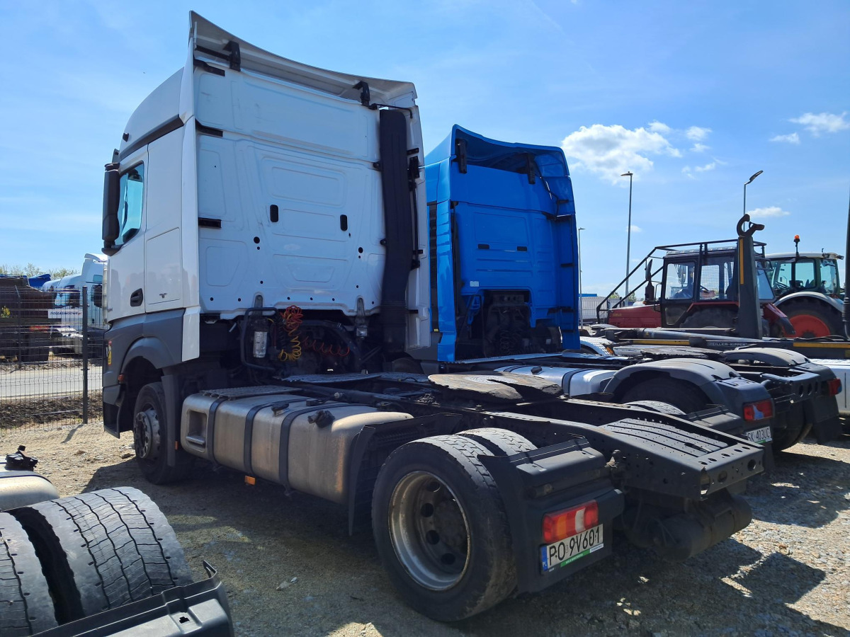MERCEDES BENZ ACTROS CIĄGNIK SIODŁOWY - Tahač: obrázek 5 MERCEDES BENZ ACTROS CIĄGNIK SIODŁOWY - Tahač: obrázek 5