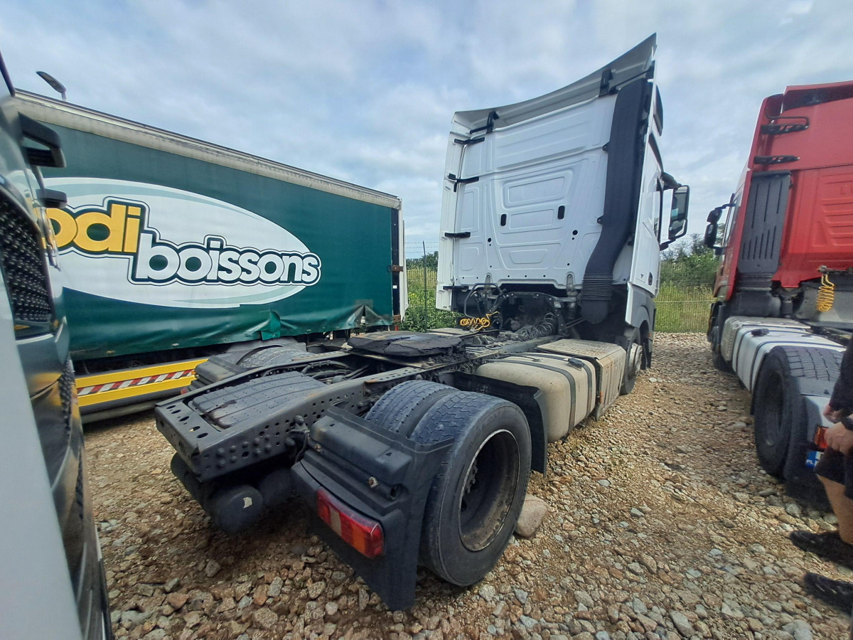 MERCEDES BENZ ACTROS CIĄGNIK SIODŁOWY - Tahač: obrázek 4 MERCEDES BENZ ACTROS CIĄGNIK SIODŁOWY - Tahač: obrázek 4