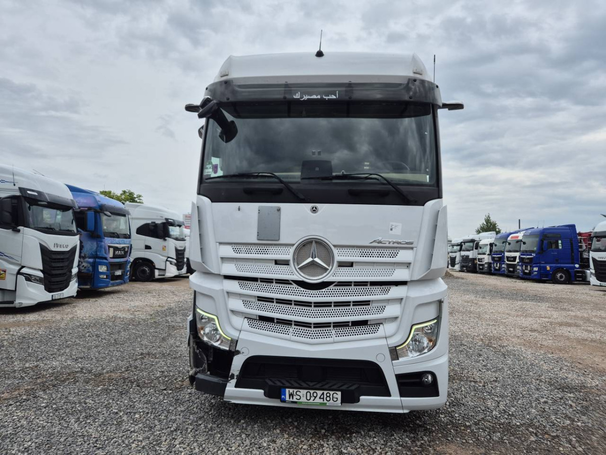 MERCEDES BENZ ACTROS CIĄGNIK SIODŁOWY - Tahač: obrázek 2 MERCEDES BENZ ACTROS CIĄGNIK SIODŁOWY - Tahač: obrázek 2