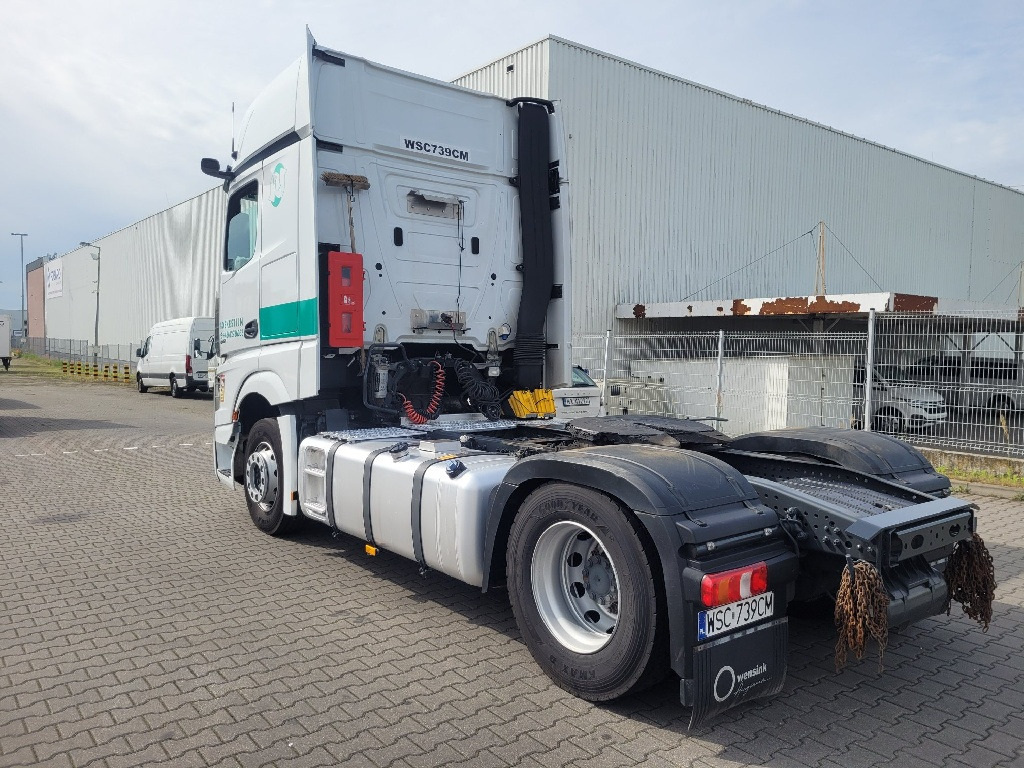 MERCEDES BENZ ACTROS CIĄGNIK SIODŁOWY - Tahač: obrázek 4 MERCEDES BENZ ACTROS CIĄGNIK SIODŁOWY - Tahač: obrázek 4