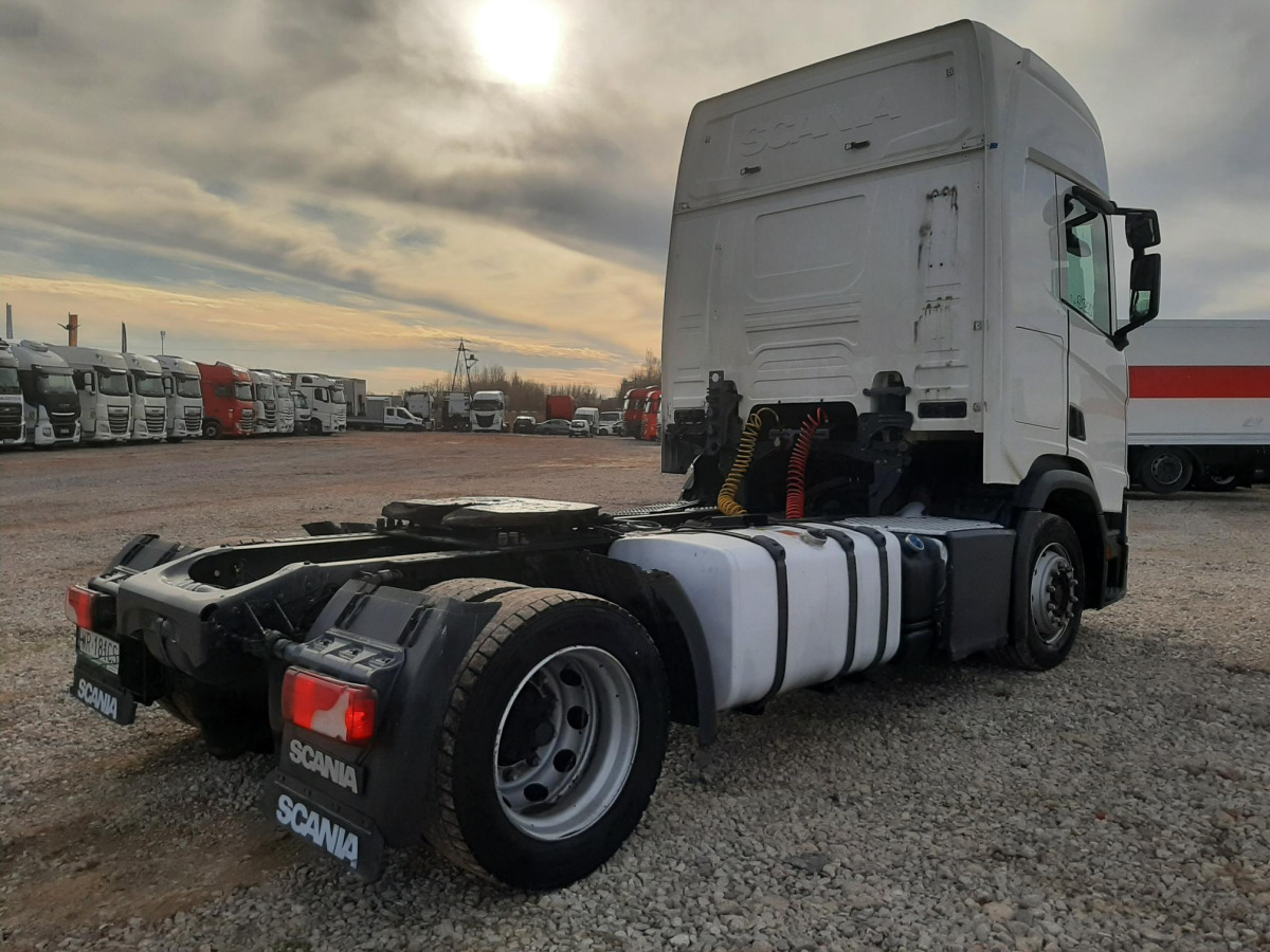 SCANIA R450 CIĄGNIK SIODŁOWY - Tahač: obrázek 4 SCANIA R450 CIĄGNIK SIODŁOWY - Tahač: obrázek 4