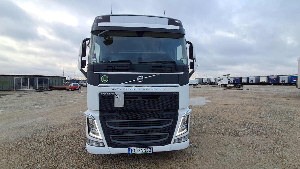 VOLVO FH 460 CIĄGNIK SIODŁOWY - Tahač: obrázek 2 VOLVO FH 460 CIĄGNIK SIODŁOWY - Tahač: obrázek 2