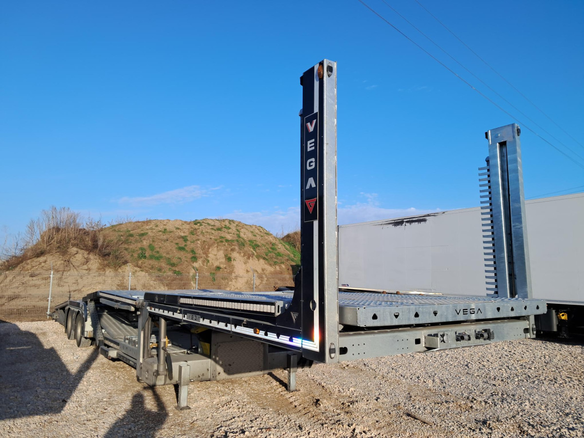 VEGA TRAILER 2 AXLE SEMI TRAILER DO PRZEWOZU POJAZDÓW - Přívěsný vozík: obrázek 1 VEGA TRAILER 2 AXLE SEMI TRAILER DO PRZEWOZU POJAZDÓW - Přívěsný vozík: obrázek 1