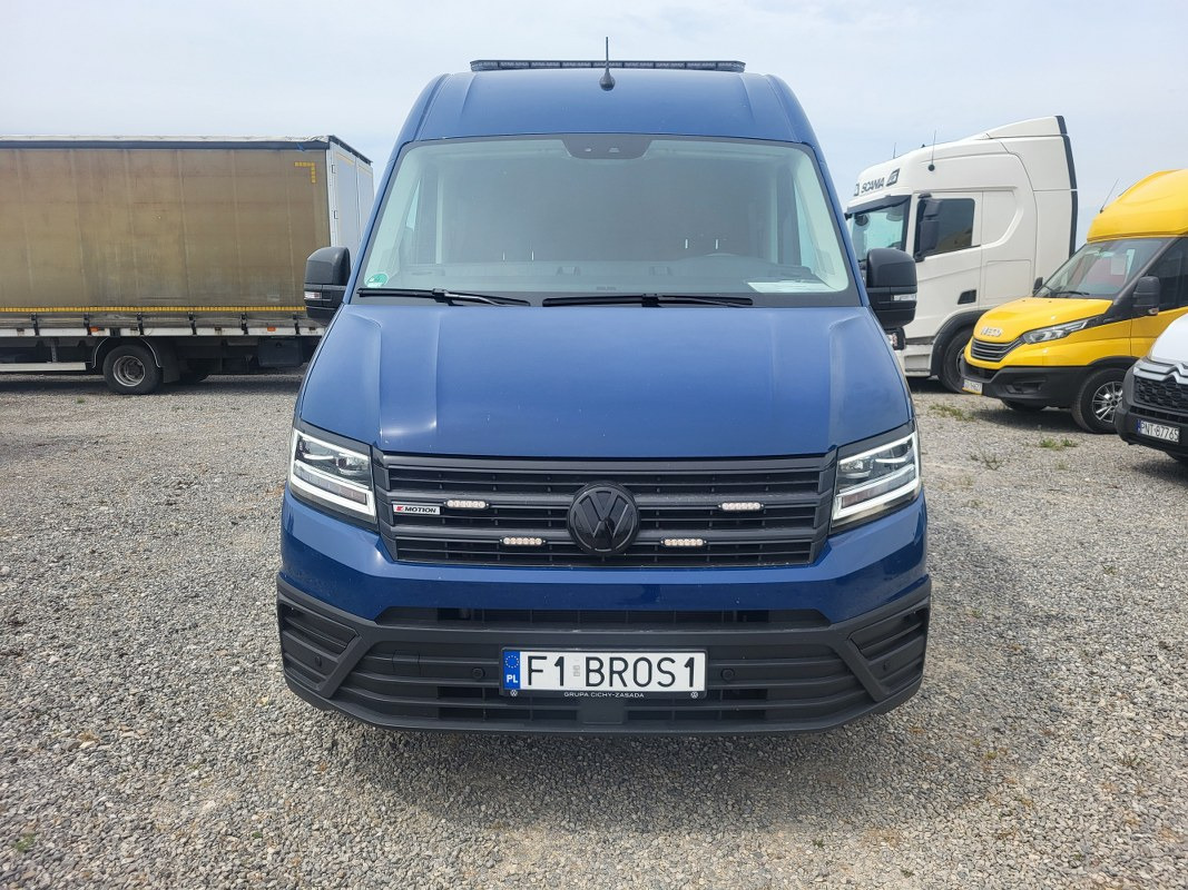 VOLKSWAGEN CRAFTER BRYGADÓWKA - Dodávka s dvojitou kabinou: obrázek 3 VOLKSWAGEN CRAFTER BRYGADÓWKA - Dodávka s dvojitou kabinou: obrázek 3
