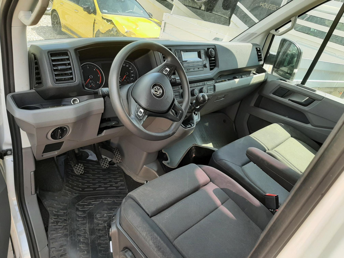 VOLKSWAGEN CRAFTER PLANDEKA - Plachtová dodávka: obrázek 4 VOLKSWAGEN CRAFTER PLANDEKA - Plachtová dodávka: obrázek 4