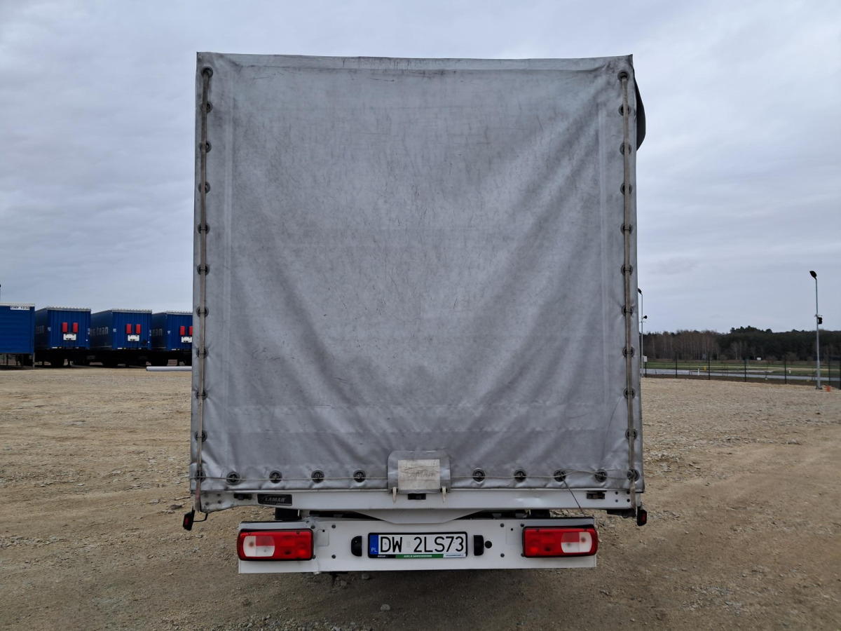 VOLKSWAGEN CRAFTER PLANDEKA - Plachtová dodávka: obrázek 4 VOLKSWAGEN CRAFTER PLANDEKA - Plachtová dodávka: obrázek 4
