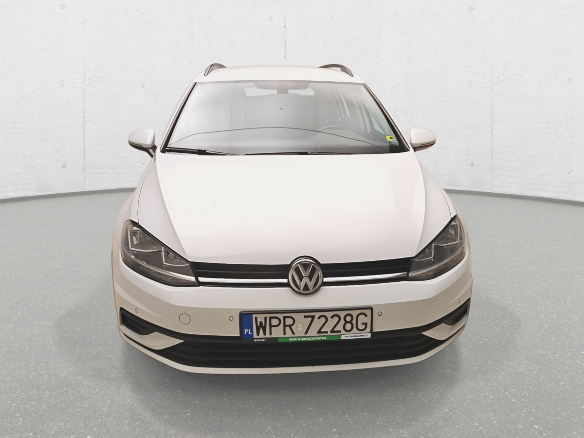 VOLKSWAGEN GOLF KOMBI - Osobní auto: obrázek 3 VOLKSWAGEN GOLF KOMBI - Osobní auto: obrázek 3