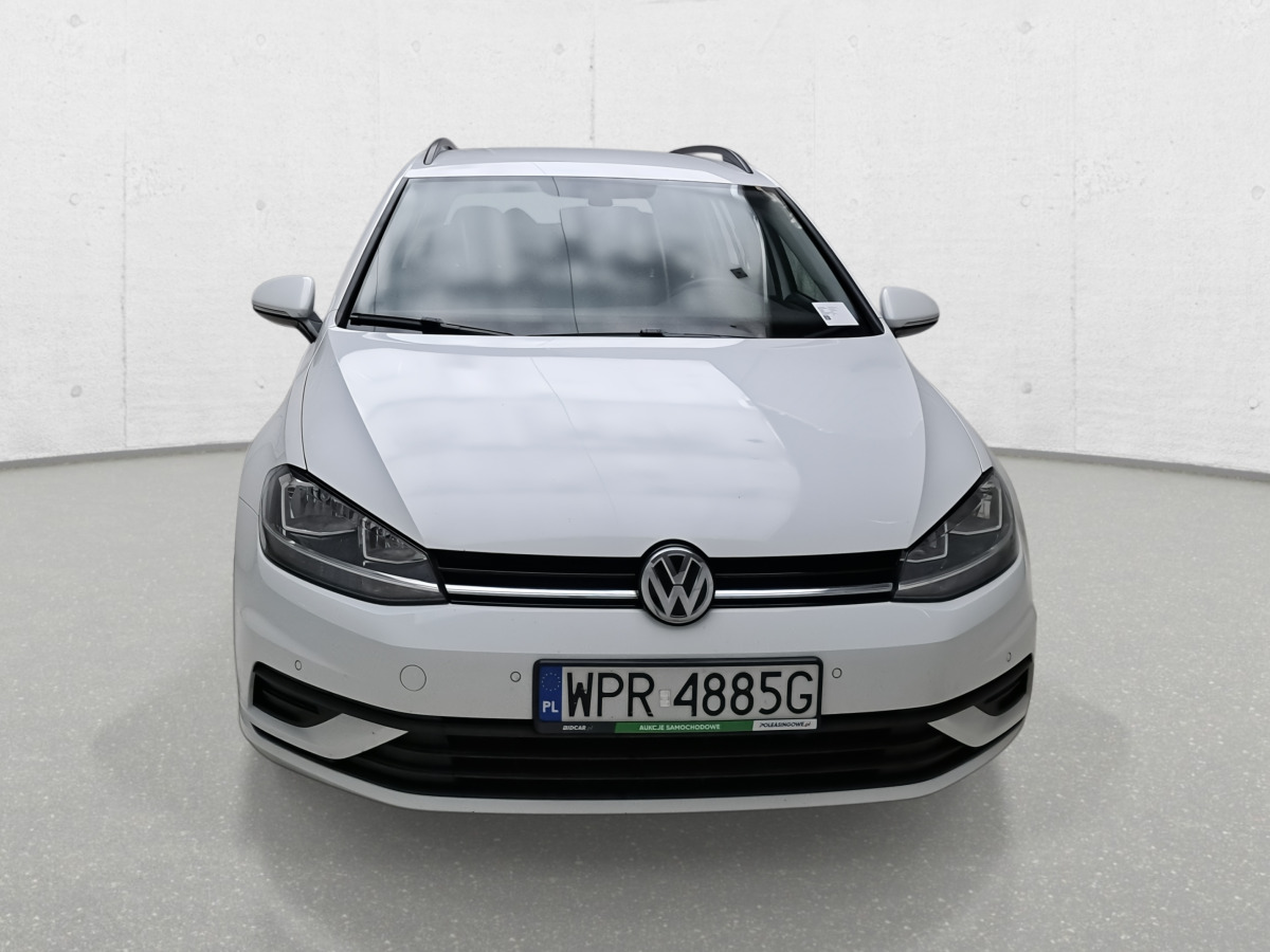 VOLKSWAGEN GOLF KOMBI - Osobní auto: obrázek 3 VOLKSWAGEN GOLF KOMBI - Osobní auto: obrázek 3
