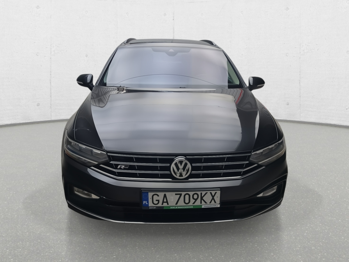 VOLKSWAGEN PASSAT KOMBI - Osobní auto: obrázek 3 VOLKSWAGEN PASSAT KOMBI - Osobní auto: obrázek 3