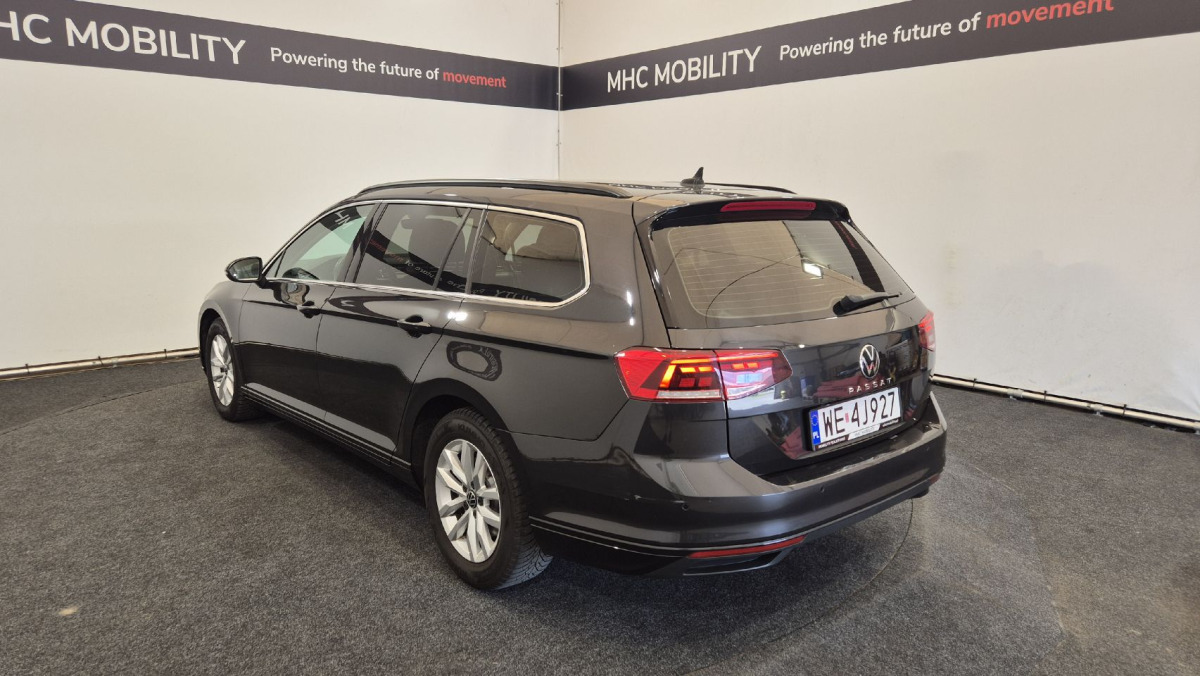 VOLKSWAGEN PASSAT KOMBI - Osobní auto: obrázek 3 VOLKSWAGEN PASSAT KOMBI - Osobní auto: obrázek 3