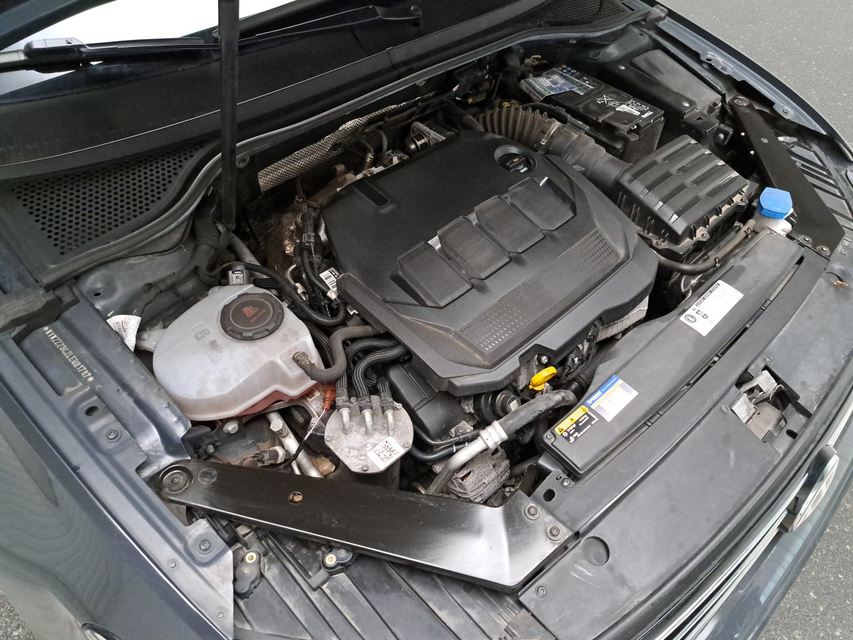 Osobní auto VOLKSWAGEN PASSAT KOMBI: obrázek 15
