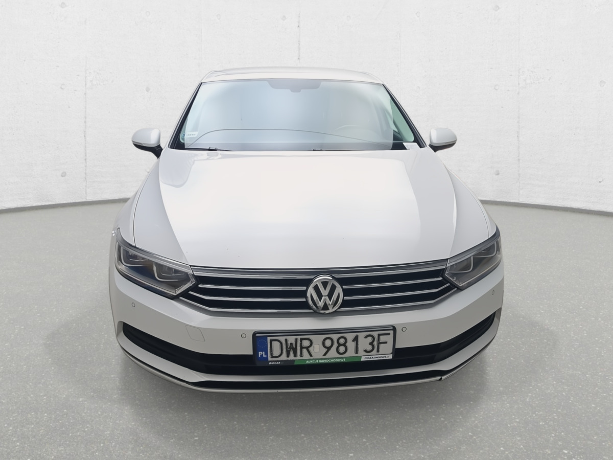 VOLKSWAGEN PASSAT SEDAN - Sedan: obrázek 3 VOLKSWAGEN PASSAT SEDAN - Sedan: obrázek 3