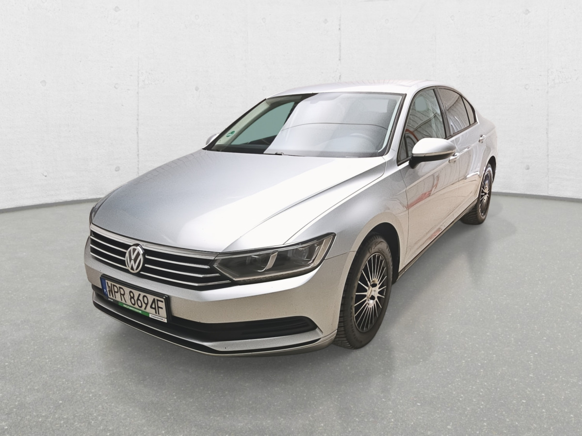VOLKSWAGEN PASSAT SEDAN - Osobní auto: obrázek 4 VOLKSWAGEN PASSAT SEDAN - Osobní auto: obrázek 4