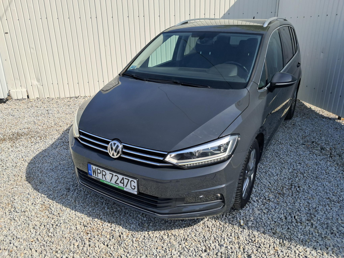VOLKSWAGEN TOURAN MINIVAN - Osobní auto: obrázek 2 VOLKSWAGEN TOURAN MINIVAN - Osobní auto: obrázek 2