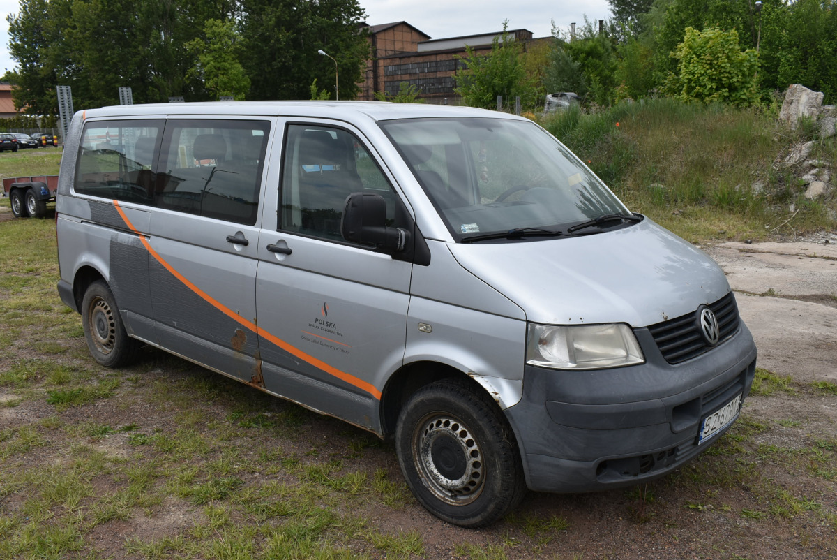 VOLKSWAGEN TRANSPORTER BRYGADÓWKA - Dodávka s dvojitou kabinou: obrázek 1 VOLKSWAGEN TRANSPORTER BRYGADÓWKA - Dodávka s dvojitou kabinou: obrázek 1