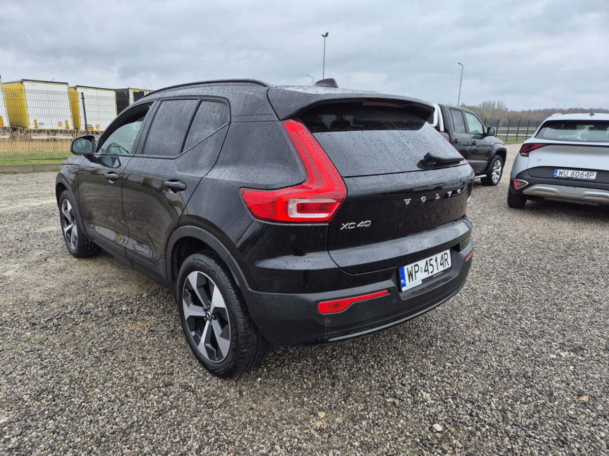 VOLVO XC40 SUV - SUV: obrázek 4 VOLVO XC40 SUV - SUV: obrázek 4