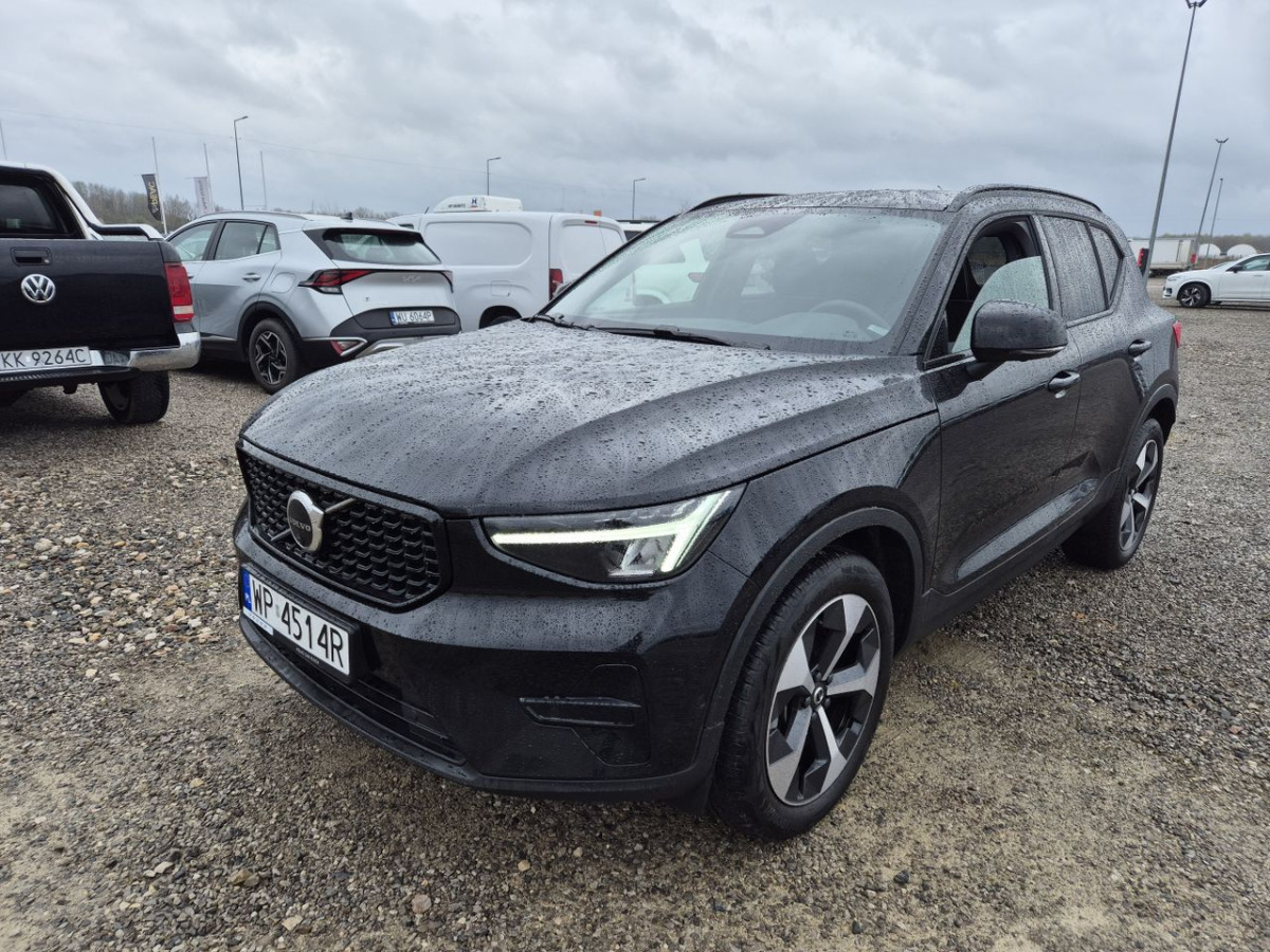 VOLVO XC40 SUV - SUV: obrázek 3 VOLVO XC40 SUV - SUV: obrázek 3