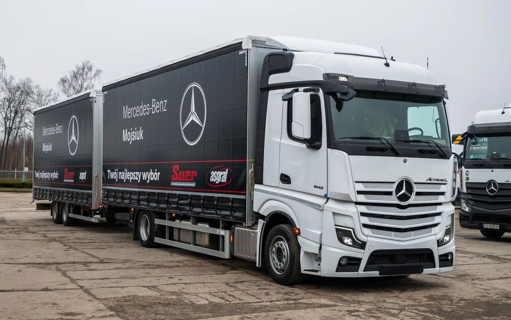 Mercedes-Benz Actros 1842 LnR z Przyczepą - Plachtový nákladní auto: obrázek 1 Mercedes-Benz Actros 1842 LnR z Przyczepą - Plachtový nákladní auto: obrázek 1