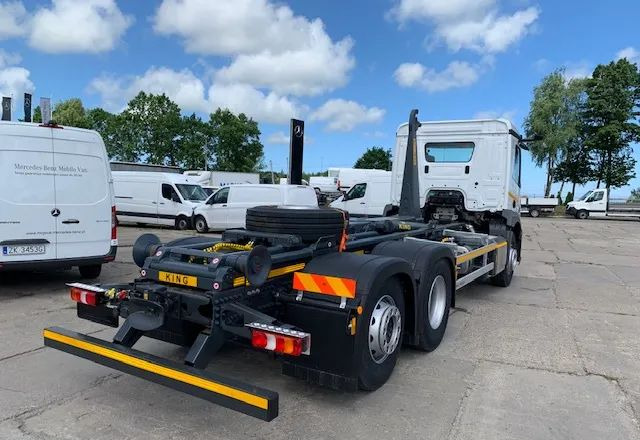 Mercedes-Benz Actros 2543 L Hakowiec - Hákový nosič kontejnerů: obrázek 4 Mercedes-Benz Actros 2543 L Hakowiec - Hákový nosič kontejnerů: obrázek 4