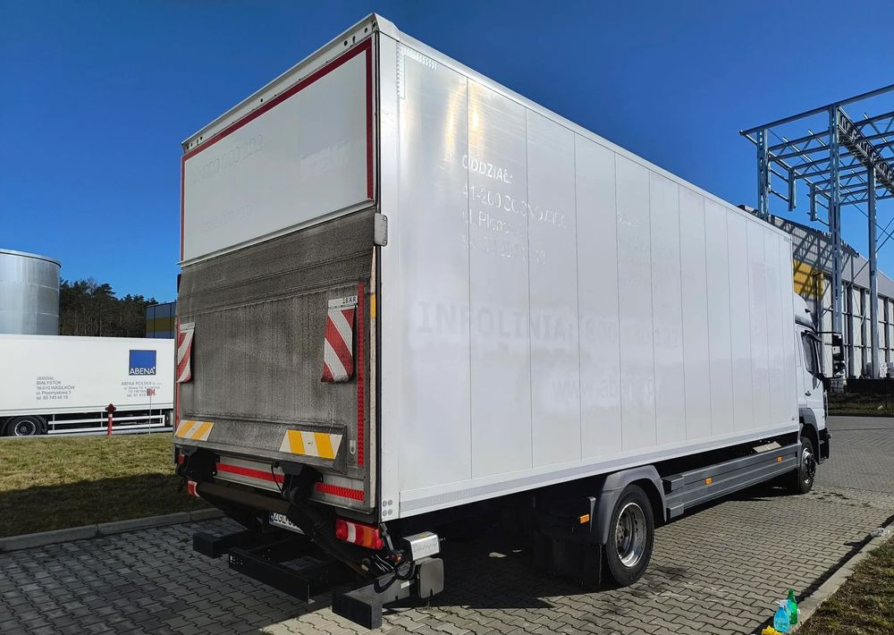 Mercedes-Benz Atego 1221 L - Skříňový nákladní auto: obrázek 3 Mercedes-Benz Atego 1221 L - Skříňový nákladní auto: obrázek 3