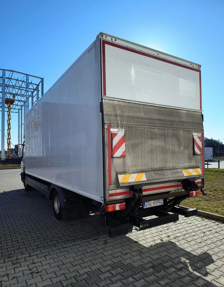 Mercedes-Benz Atego 1221 L - Skříňový nákladní auto: obrázek 4 Mercedes-Benz Atego 1221 L - Skříňový nákladní auto: obrázek 4
