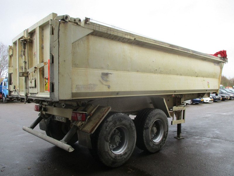 Benalu C33 , 2 Axle, Alu Tipper trailer , Drum brakes , Spring suspension - Sklápěcí návěs: obrázek 3 Benalu C33 , 2 Axle, Alu Tipper trailer , Drum brakes , Spring suspension - Sklápěcí návěs: obrázek 3