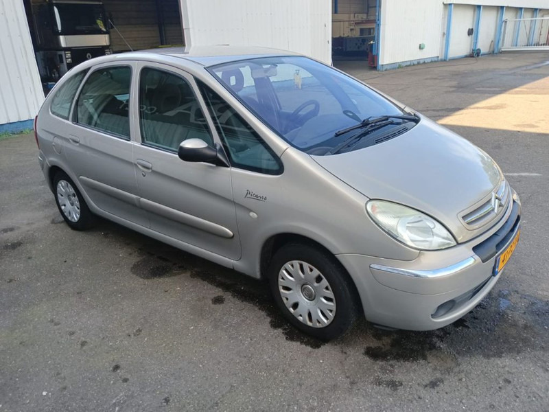 Citroën Xsara Picasso 1.8i - 16V , Airco - Osobní auto: obrázek 4 Citroën Xsara Picasso 1.8i - 16V , Airco - Osobní auto: obrázek 4
