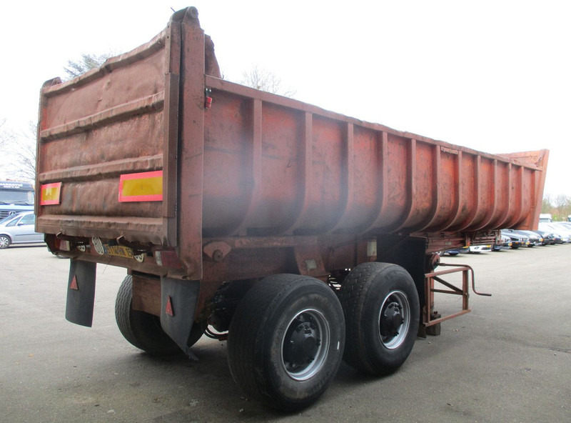 Fruehauf D33C , 2 axle , Steel tipper trailer , Drum Brakes , Spring suspension - Sklápěcí návěs: obrázek 3 Fruehauf D33C , 2 axle , Steel tipper trailer , Drum Brakes , Spring suspension - Sklápěcí návěs: obrázek 3