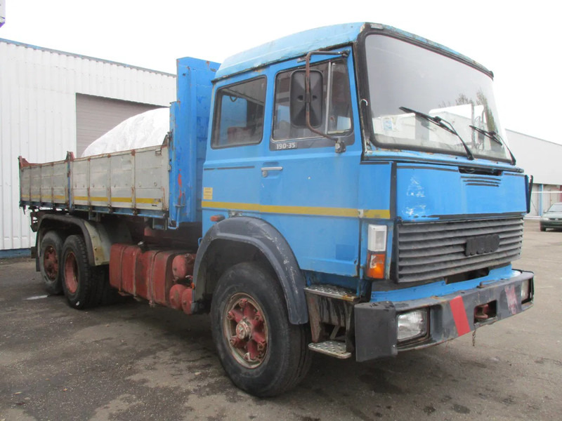 Iveco Turbostar 190-30 , Manual , V8 , 3 way tipper , Spring suspension , 6x2 - Sklápěč: obrázek 4 Iveco Turbostar 190-30 , Manual , V8 , 3 way tipper , Spring suspension , 6x2 - Sklápěč: obrázek 4