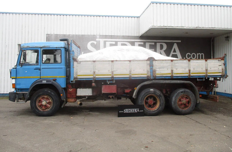 Iveco Turbostar 190-30 , Manual , V8 , 3 way tipper , Spring suspension , 6x2 - Sklápěč: obrázek 2 Iveco Turbostar 190-30 , Manual , V8 , 3 way tipper , Spring suspension , 6x2 - Sklápěč: obrázek 2