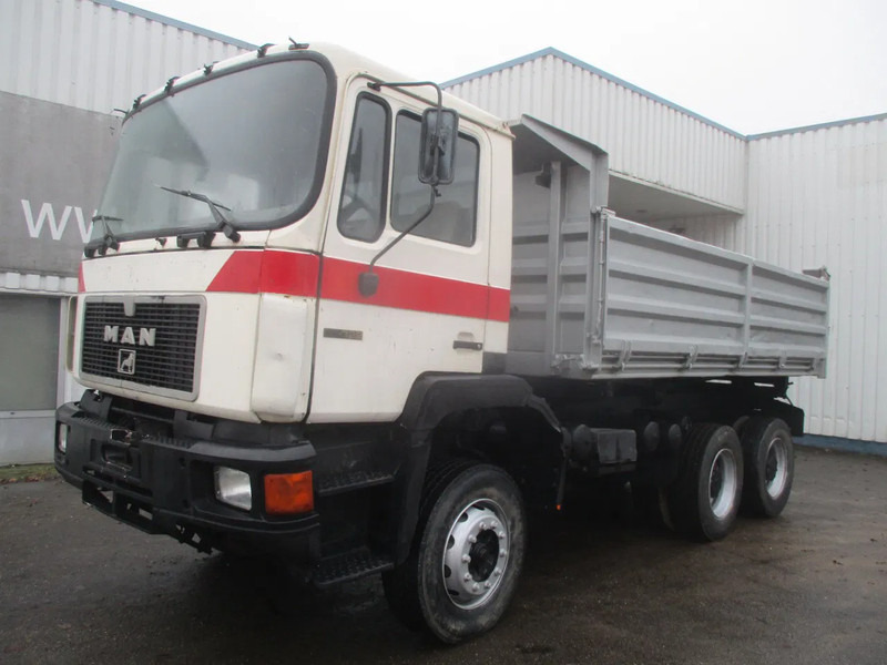 Sklápěč MAN 26 322 ZF Manual , 6x4 , 3 way tipper , Spring suspension: obrázek 8