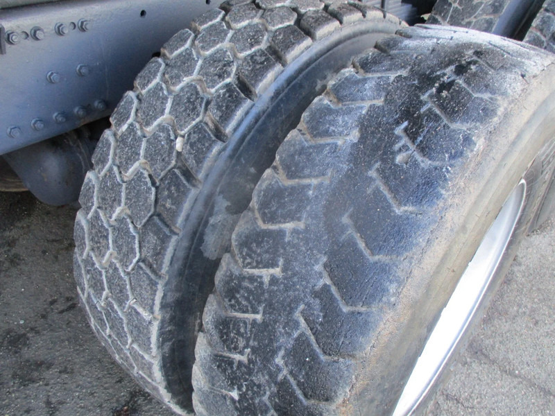 Sklápěč MAN 26.402 6x4 , ZF Manual , Retarder , 3 Way tipper , Spring suspension: obrázek 16